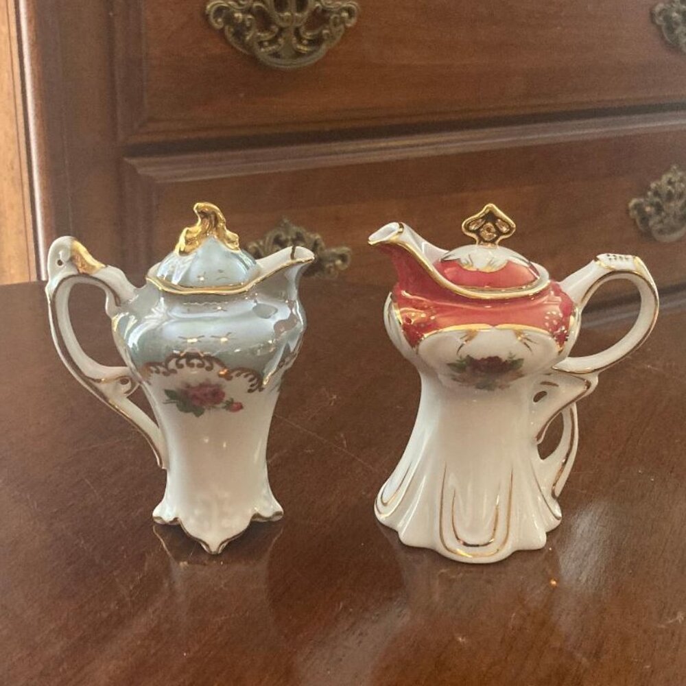 Mini Teapots - set of 2